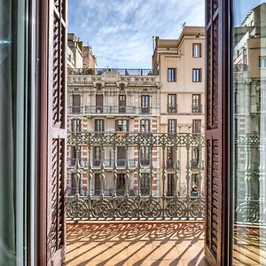 Perfectly Located 4Bed 4Bath Apartment In Eixample Barcelona